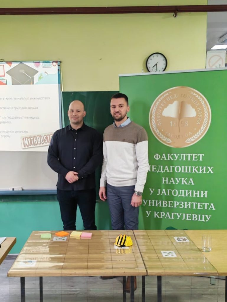 Семинар о интеграцији СТЕМ приступа у Трстенику